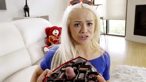 He surprises his blondie stepsister with a freaky bounty