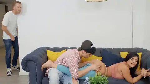 Sara Retali getting her big butt munched in the kitchen