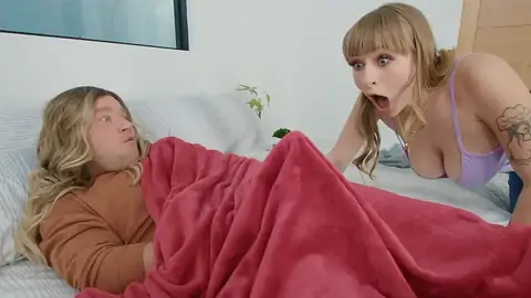 Massaging herself while a man is cuckold with a ash-blonde